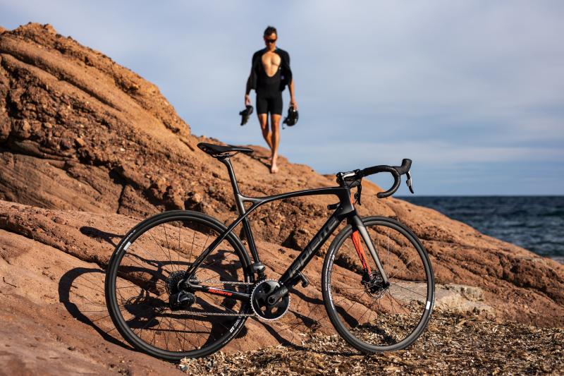  - Lapierre Xelius SL 700 Disc Force AXS SRAM | Les photos du vélo de route haut de gamme